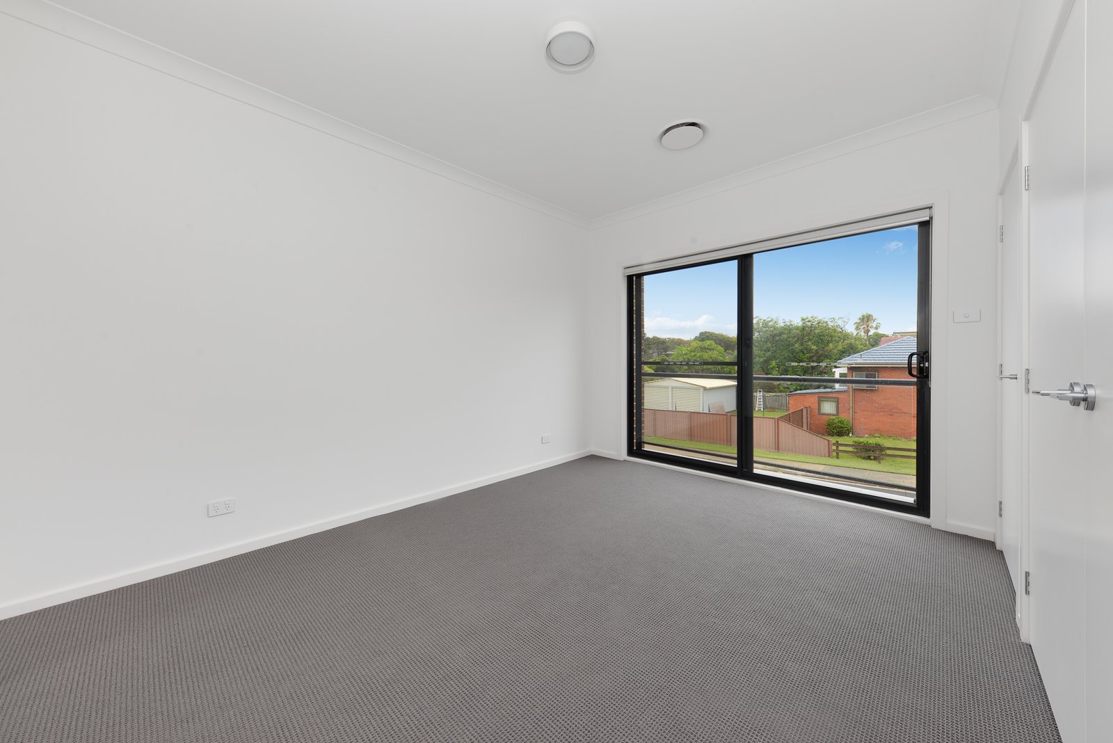 46 Woomera Road LITTLE BAY 6