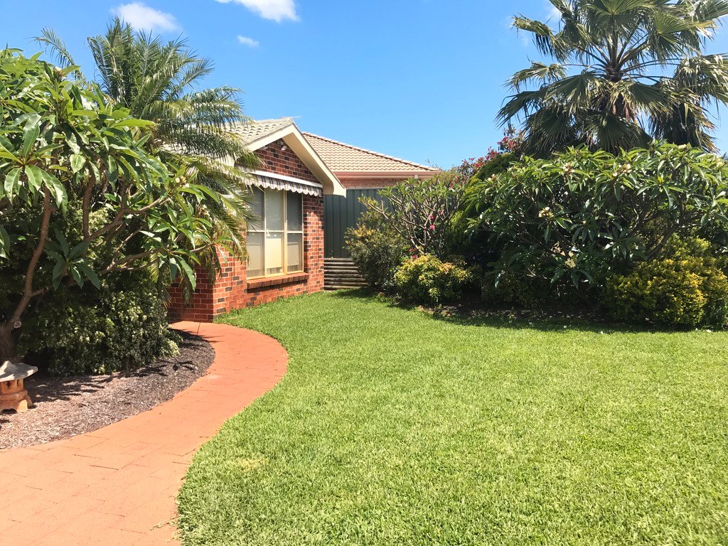 46 Yachtsman Crescent SALAMANDER BAY 1