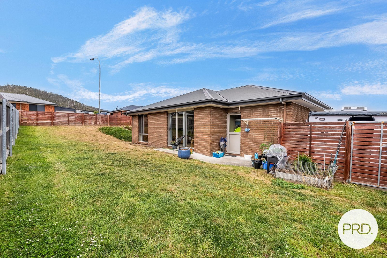 4/60 Mariah Crescent OAKDOWNS 9
