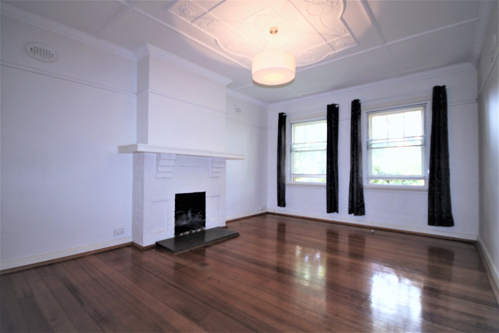 Gallery: 4/60 Sycamore Grove