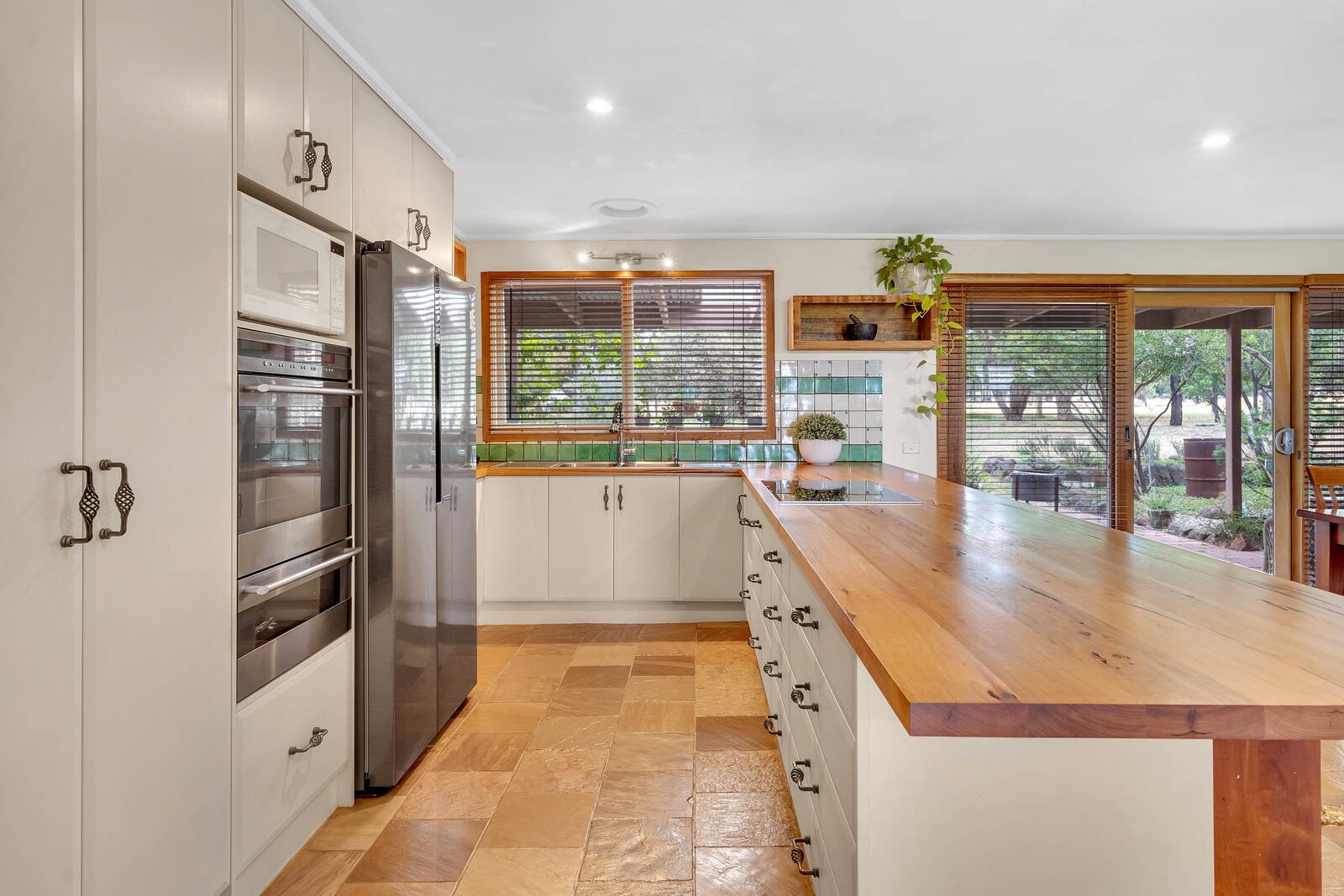 Real Estate and Property in 460 Wildwood Road, Wildwood, VIC