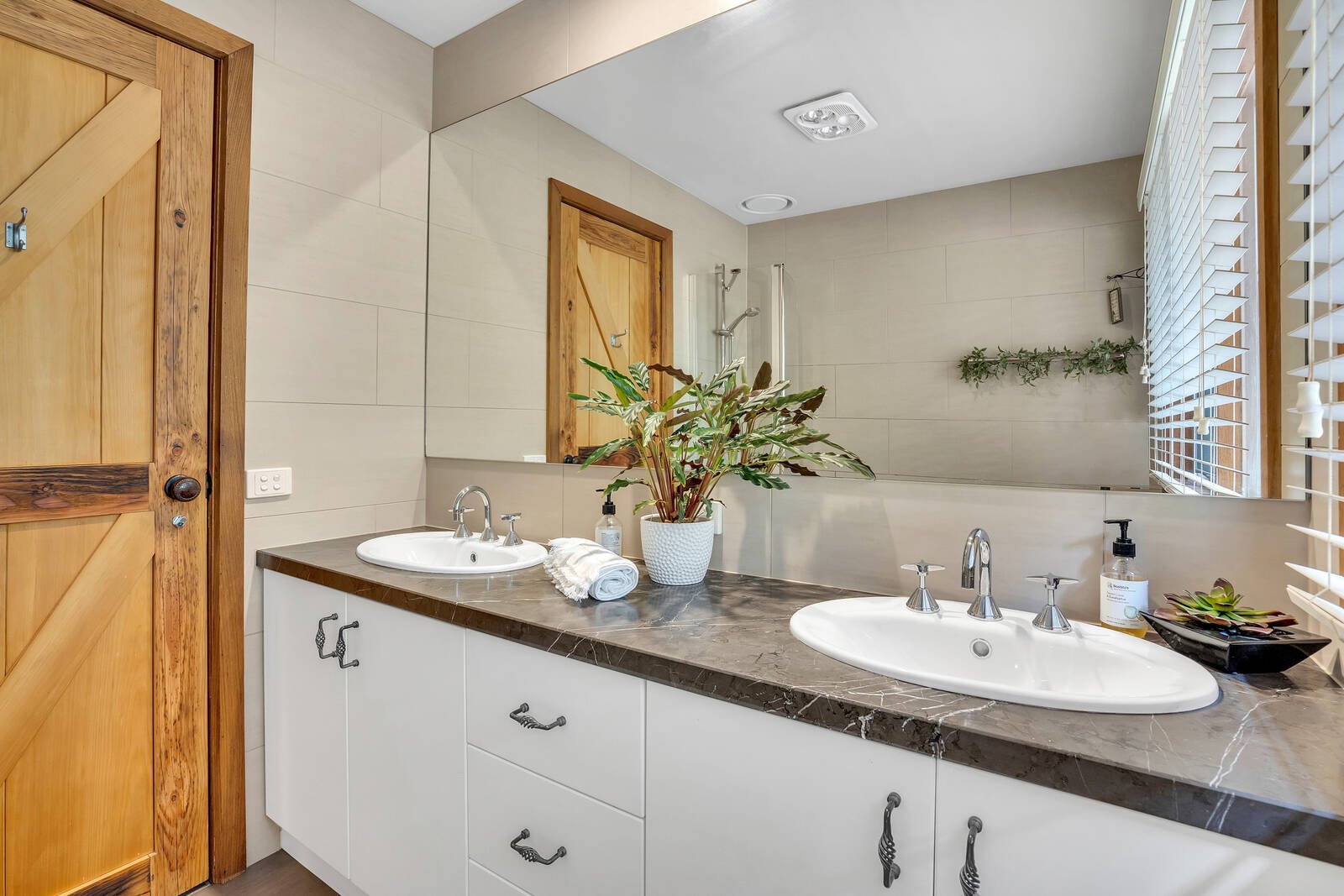 Real Estate and Property in 460 Wildwood Road, Wildwood, VIC