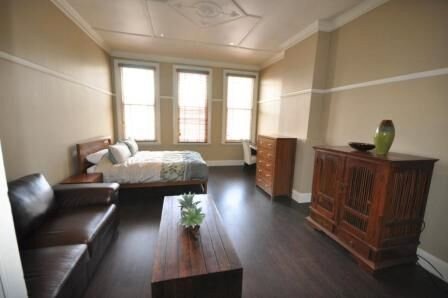 461 Dean Street ALBURY 14