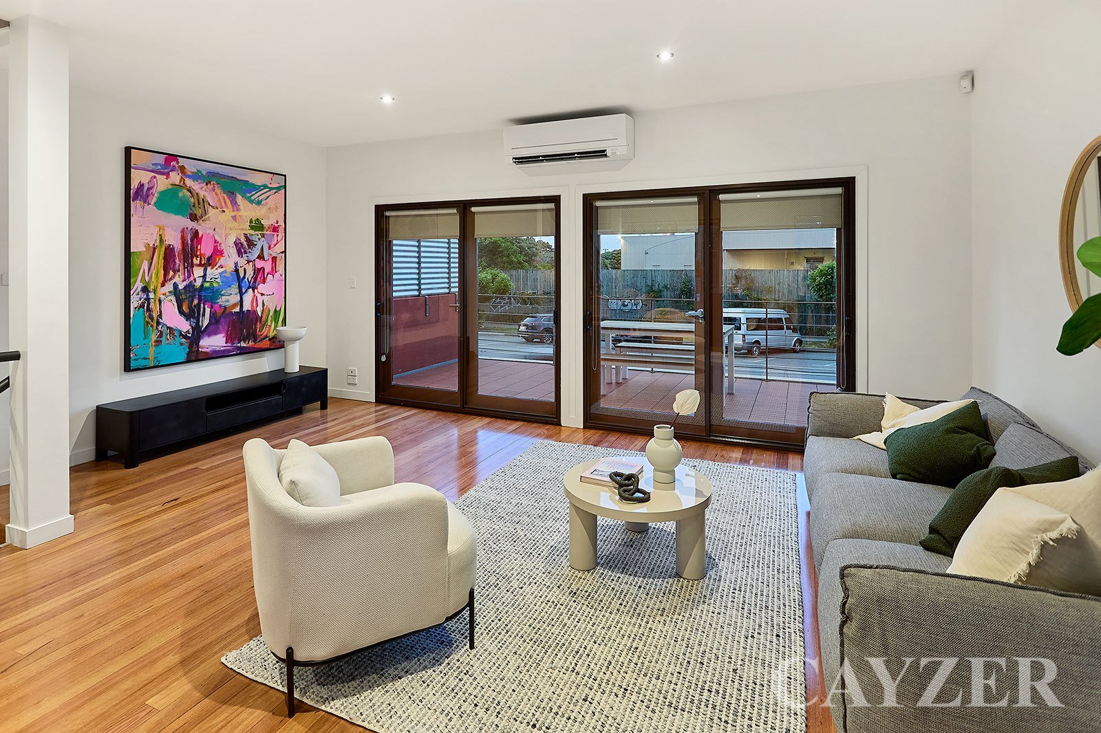 Gallery: 4/61 Derham Street