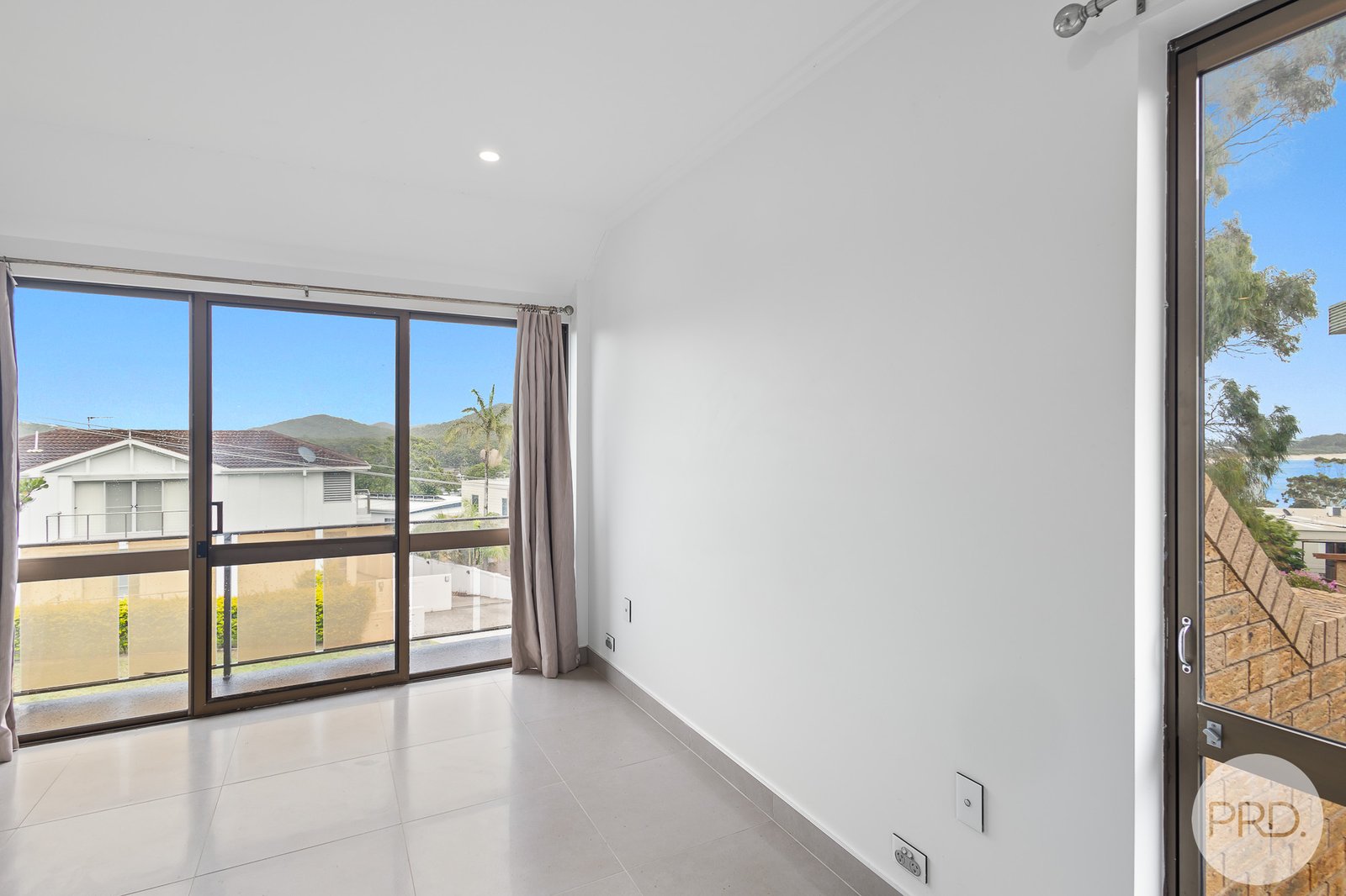 4/61 Ronald Avenue SHOAL BAY 14