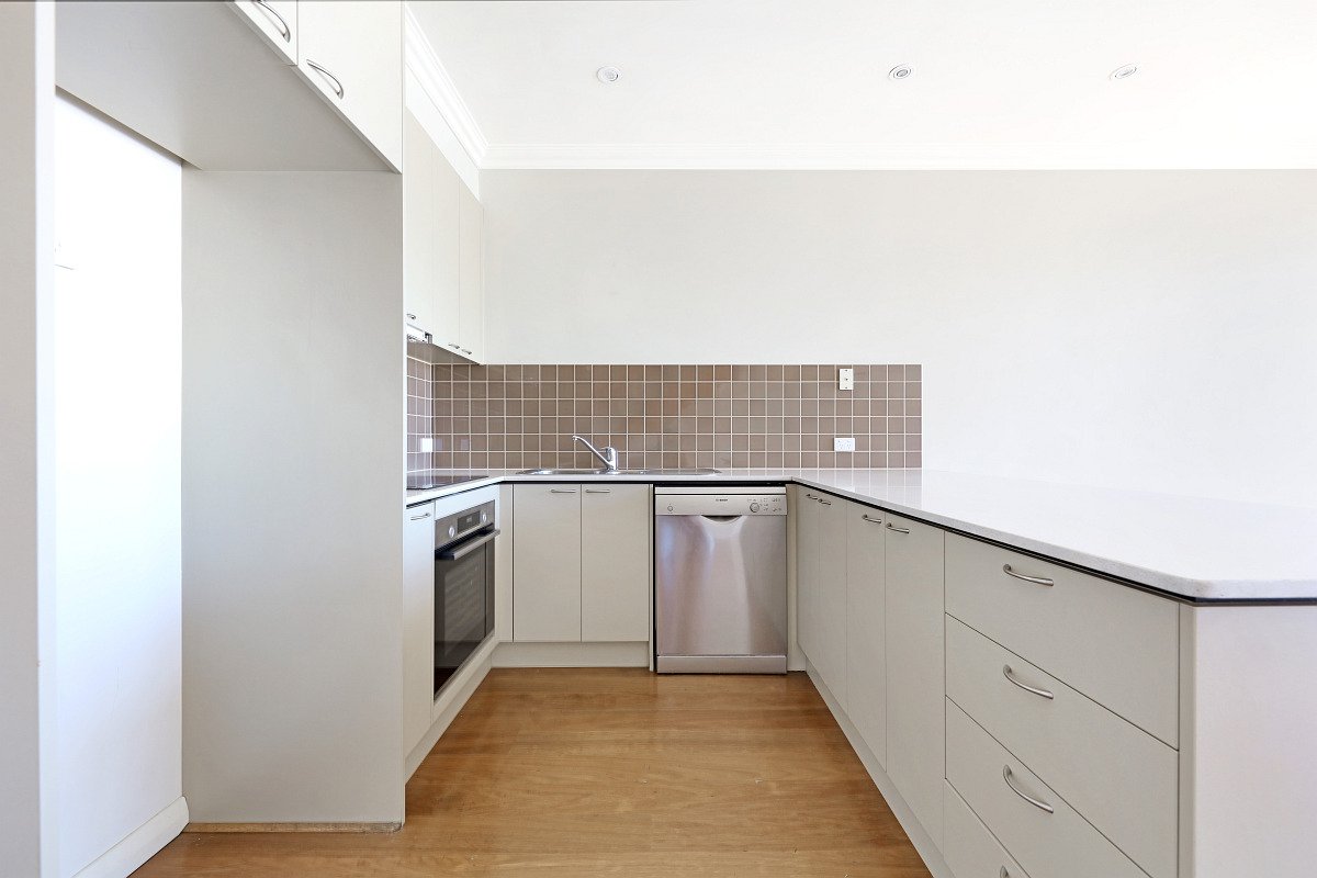 Gallery: 4/619 Centre Road