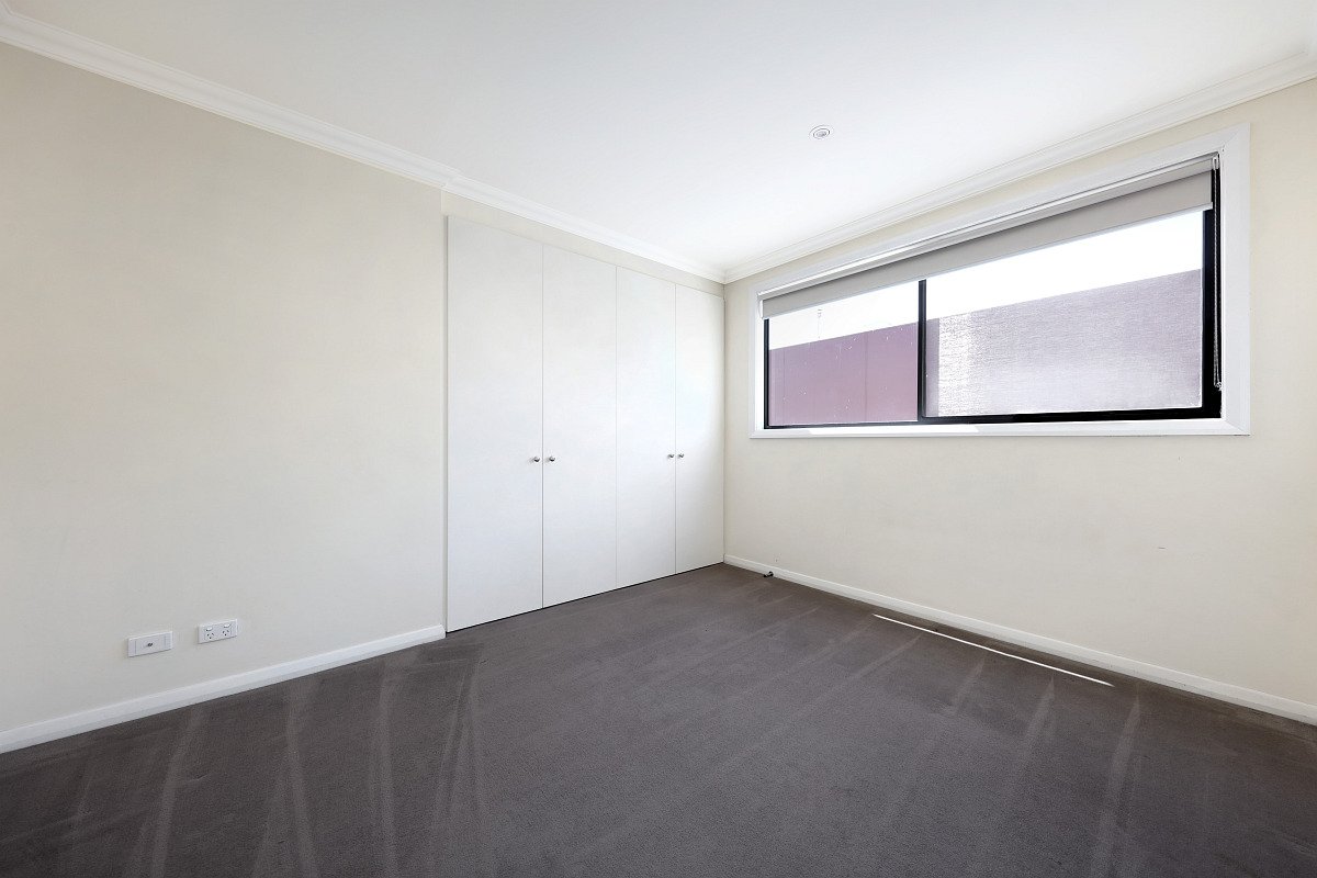 Gallery: 4/619 Centre Road