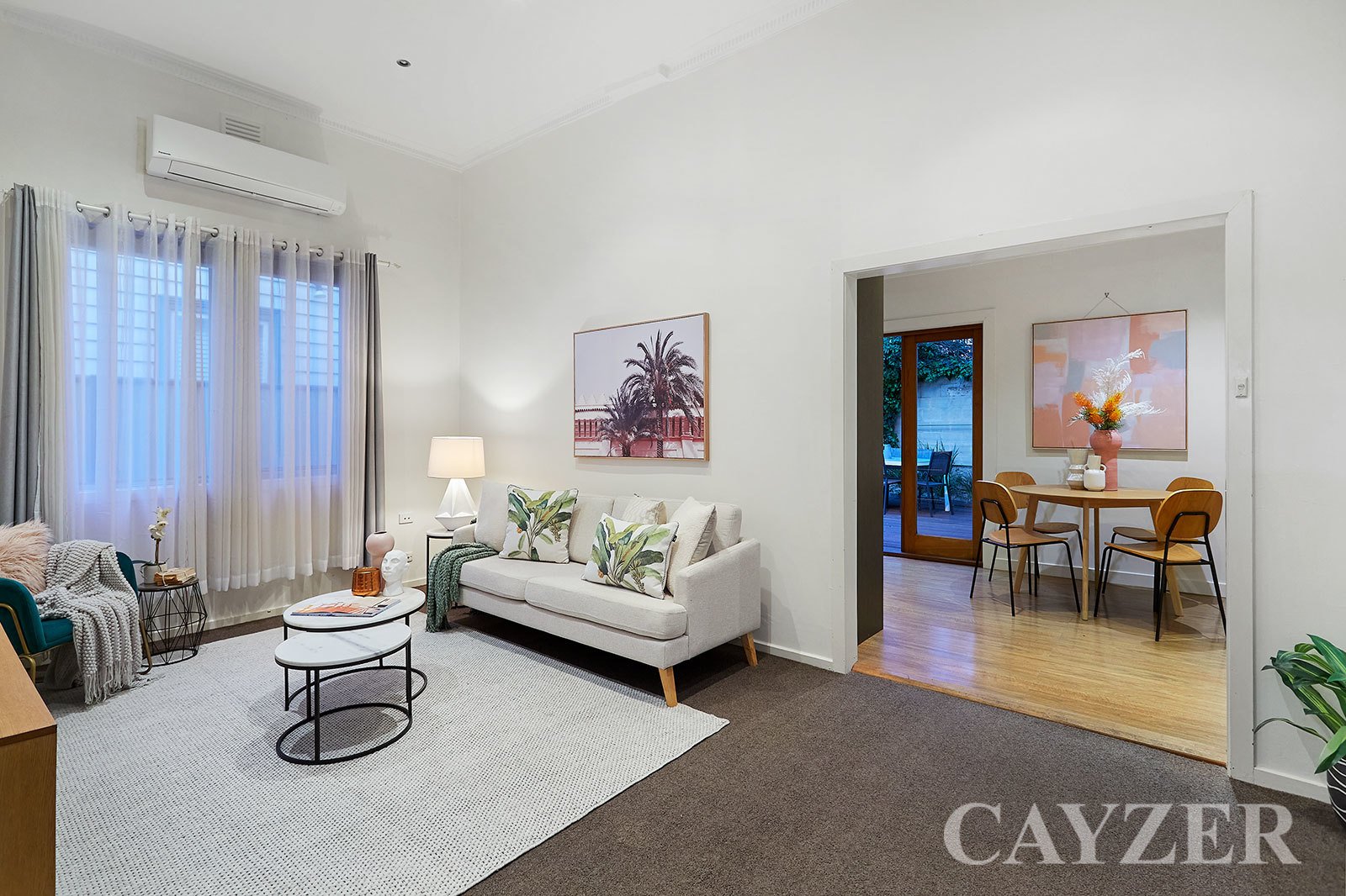 Gallery: 462 Bay Street