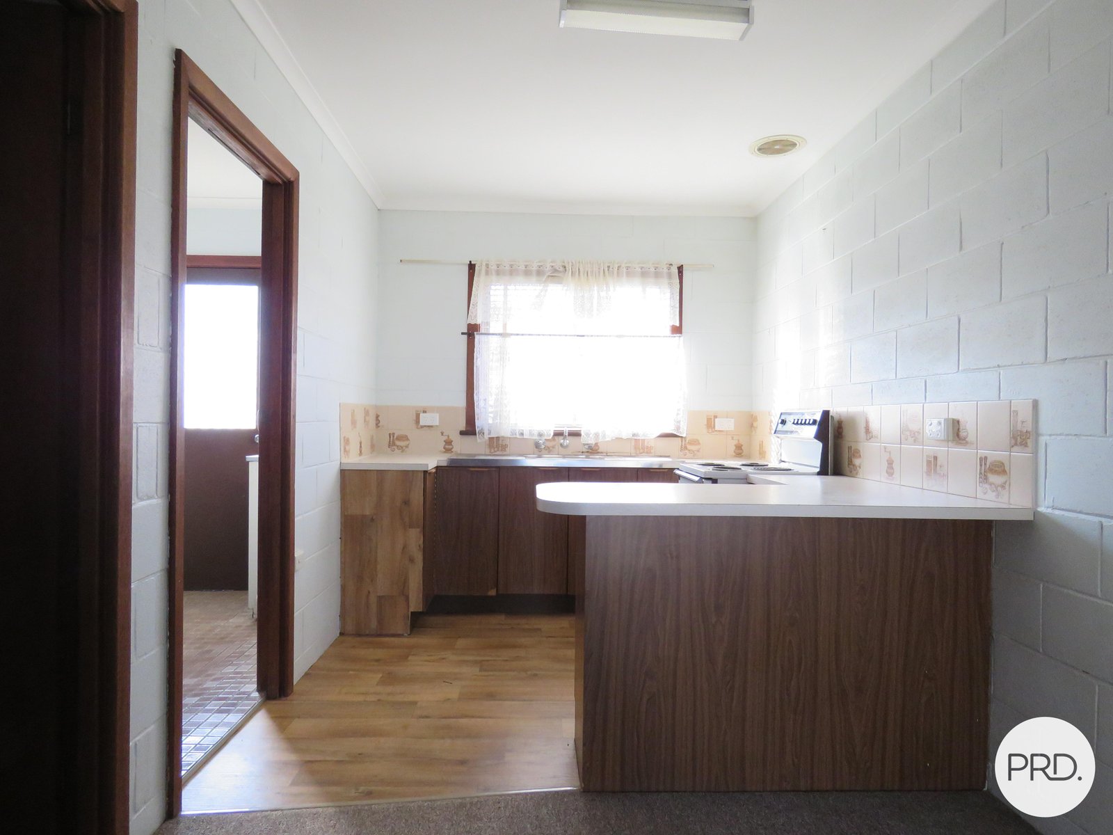 4/620 Prune Street LAVINGTON 4