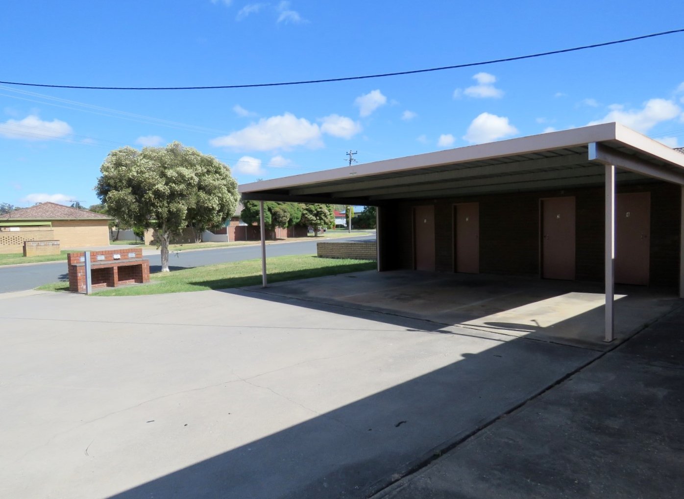 4/620 Prune Street LAVINGTON 8