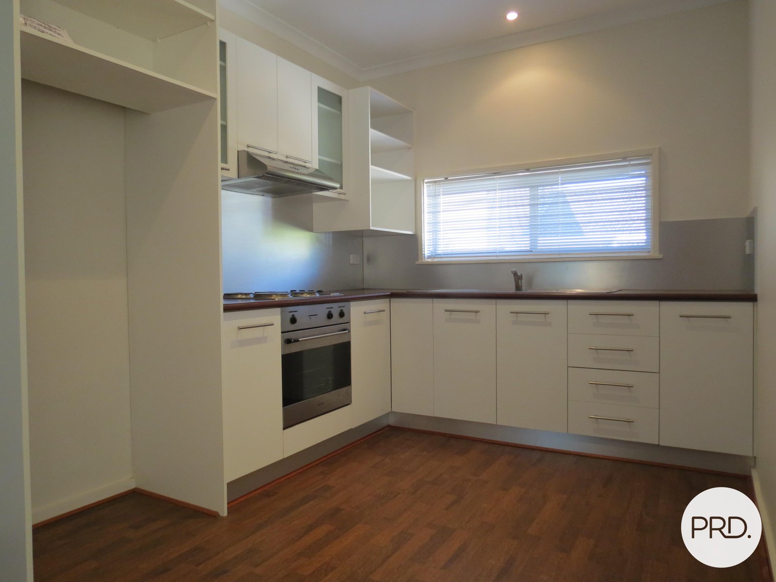 4/621 Olive Street ALBURY 3