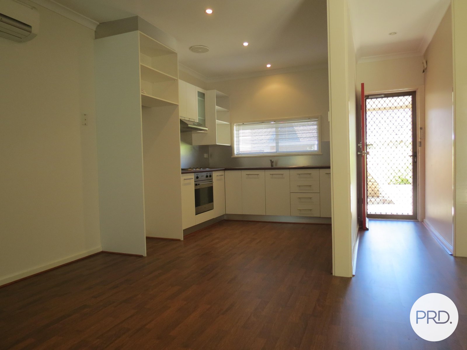 4/621 Olive Street ALBURY 4