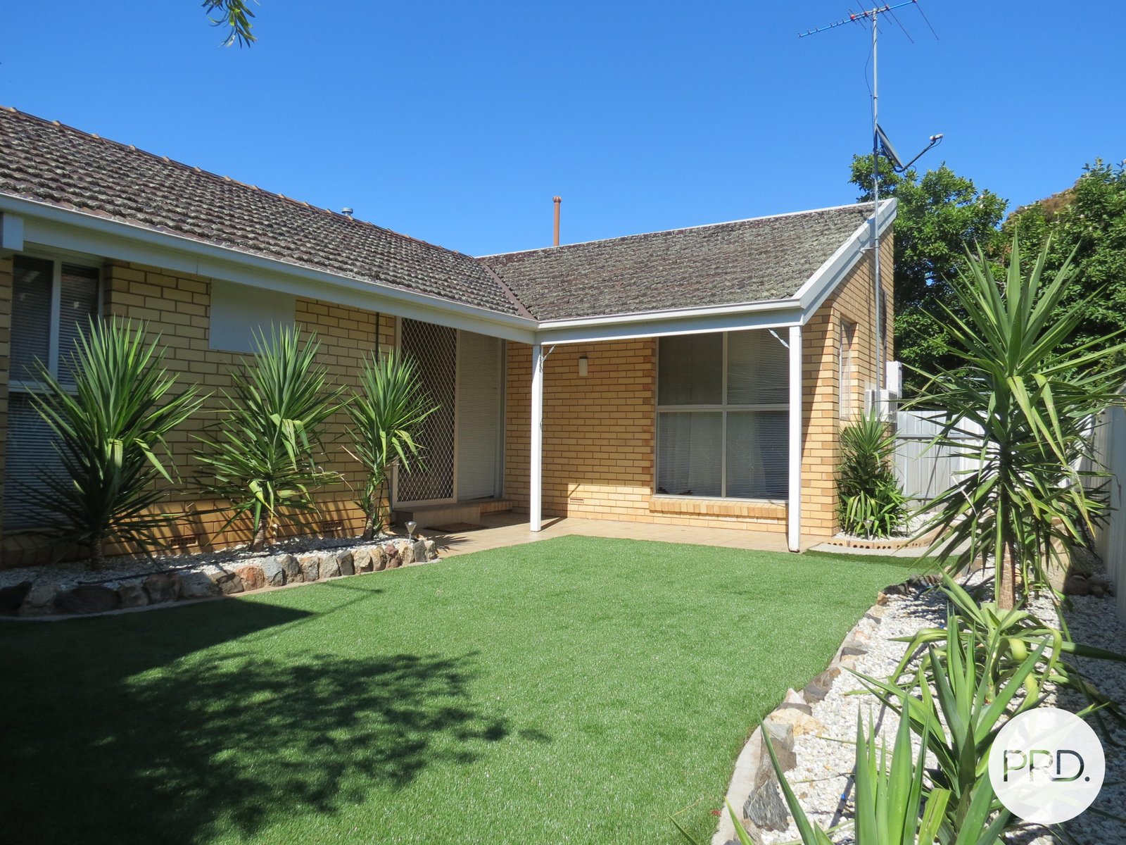 4/621 Olive Street ALBURY 8