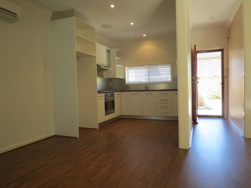 4/621 Olive Street ALBURY 4