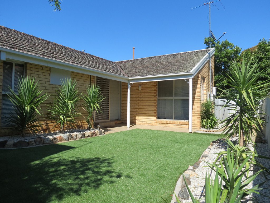 4/621 Olive Street ALBURY 9