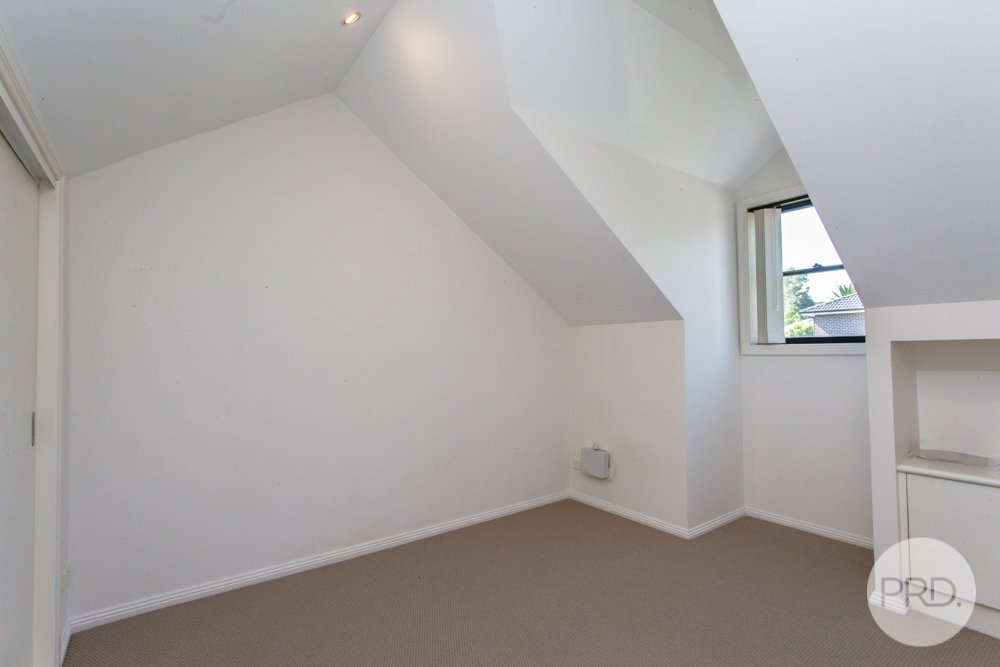 4/63 College  CAMBRIDGE PARK 7