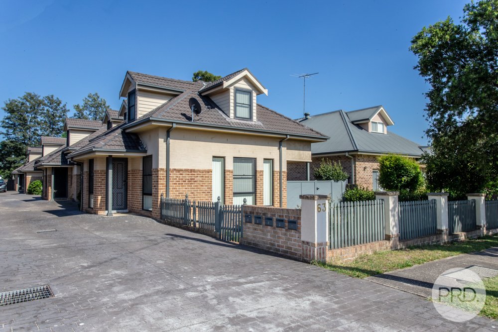 4/63 College  CAMBRIDGE PARK 11