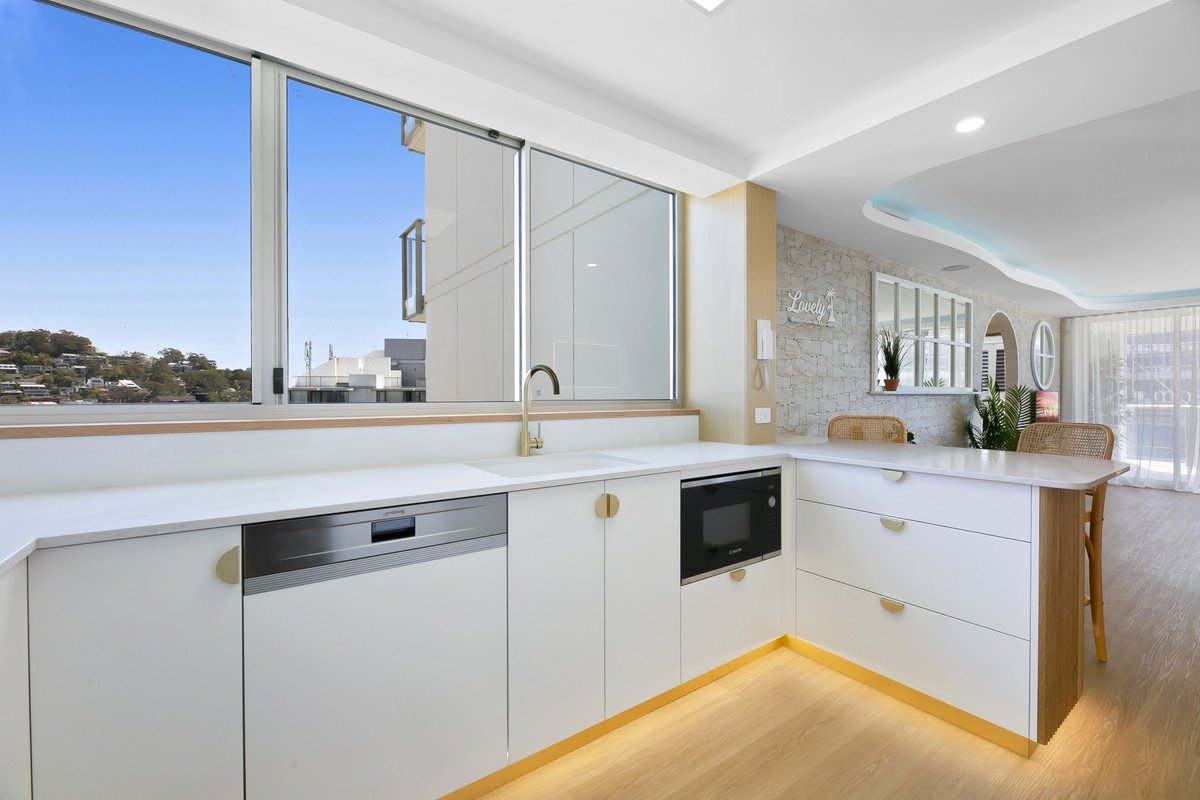 46/30-40 The Esplanade Burleigh Heads 7