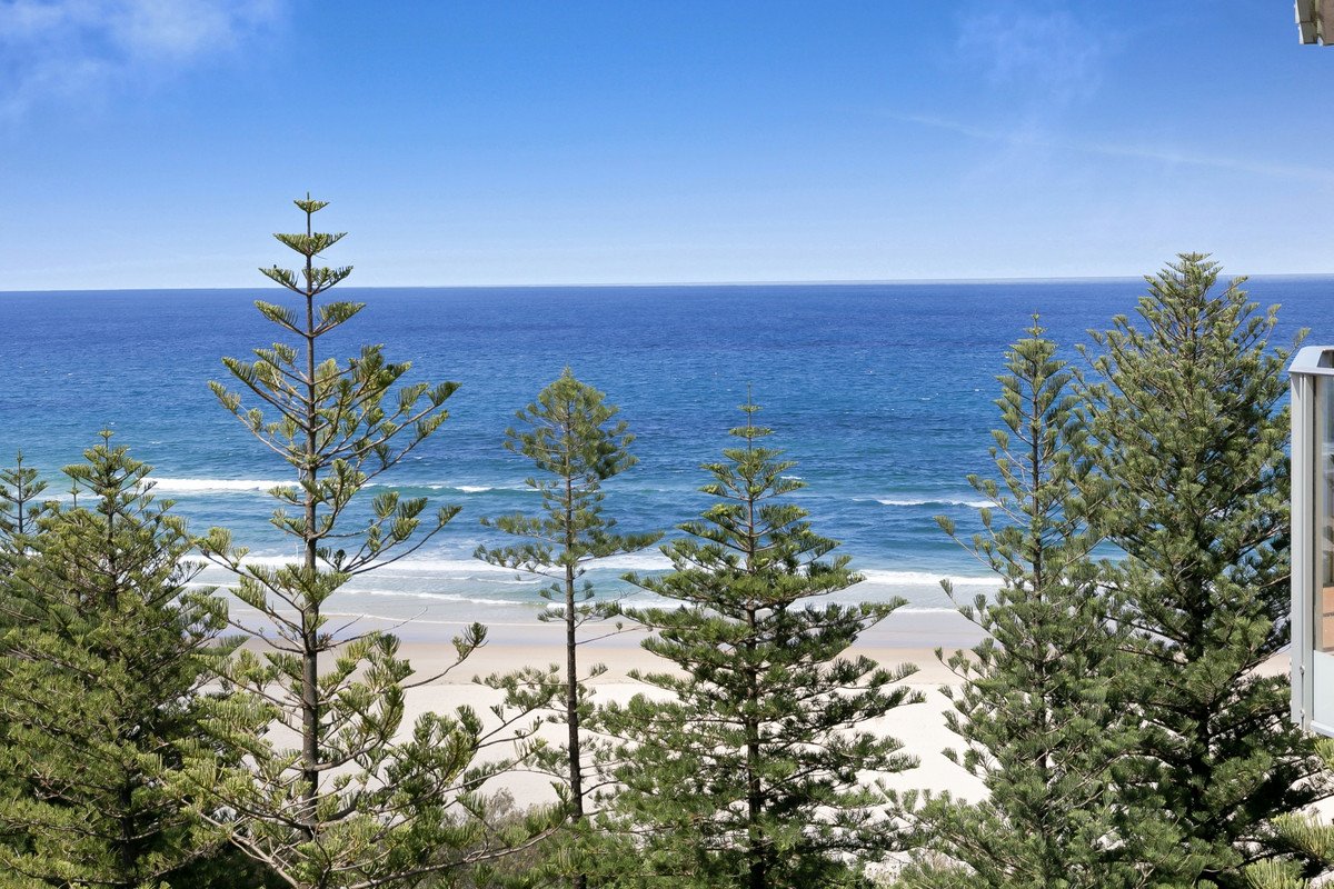 46/30-40 The Esplanade Burleigh Heads 27