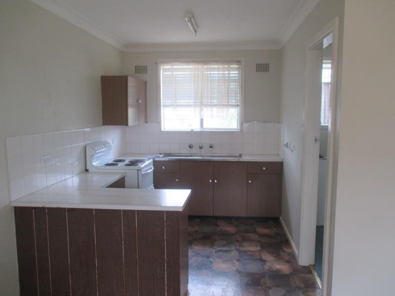 4/64 Crown Street TAMWORTH 3