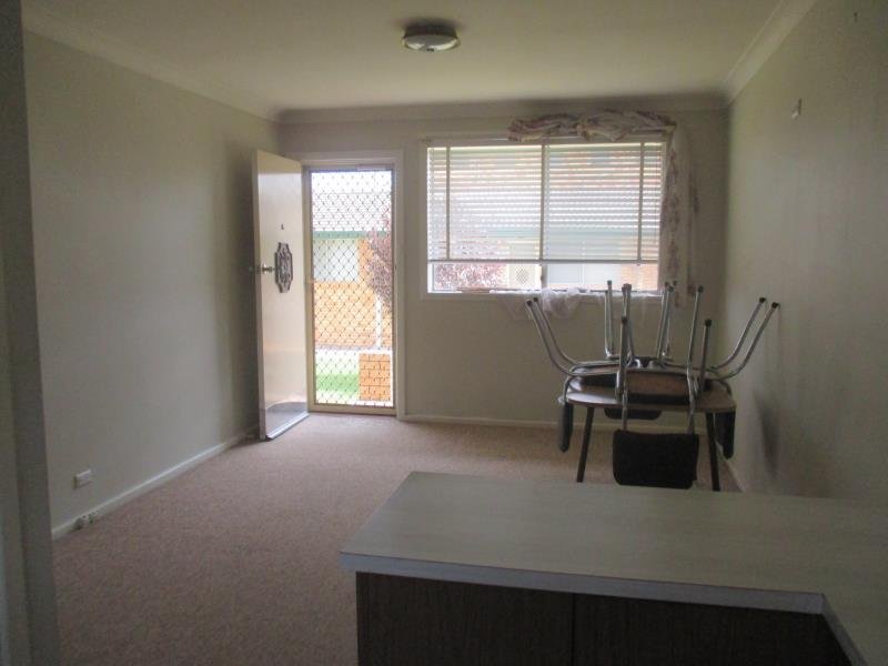 4/64 Crown Street TAMWORTH 6