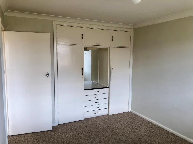 4/64 Crown Street TAMWORTH 5