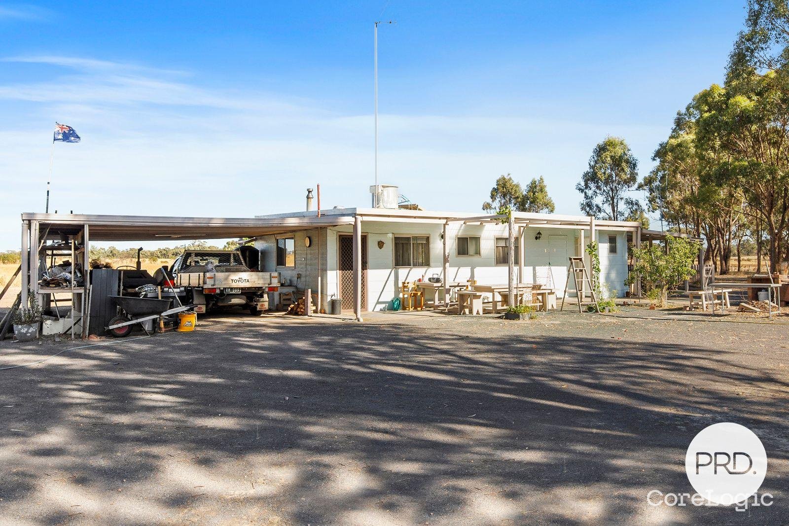 464 Goulburn Weir-Murchison Road GOULBURN WEIR 11