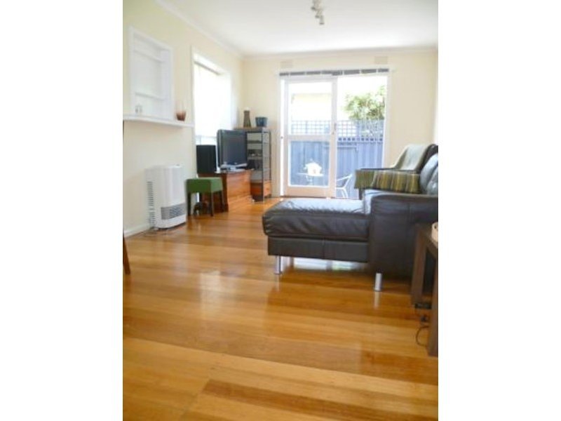 Gallery: 4/64 Warrigal Road