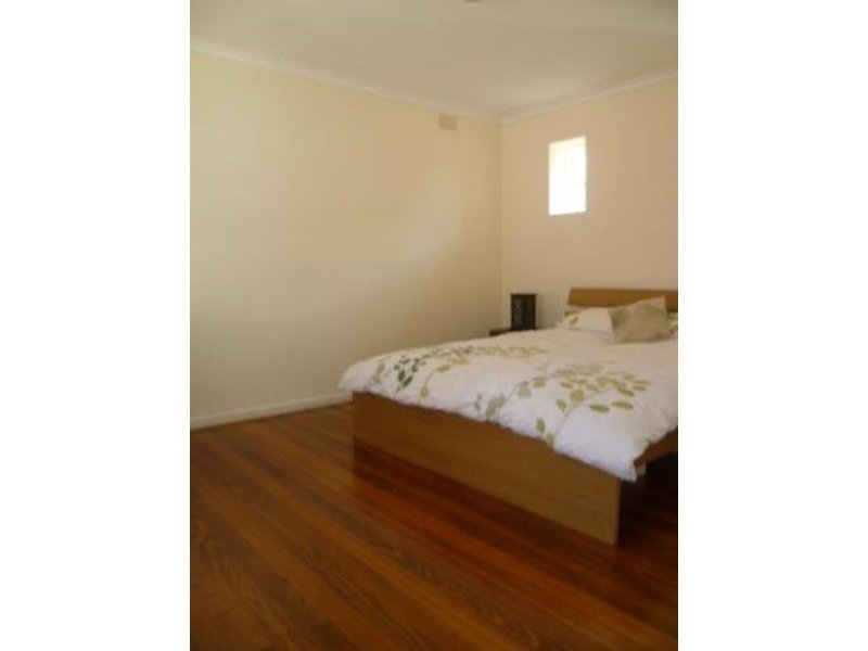 Gallery: 4/64 Warrigal Road
