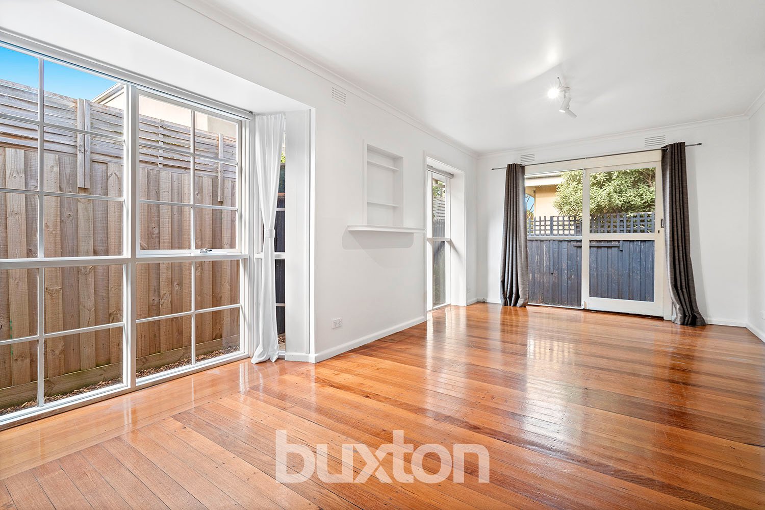 Gallery: 4/64 Warrigal Road