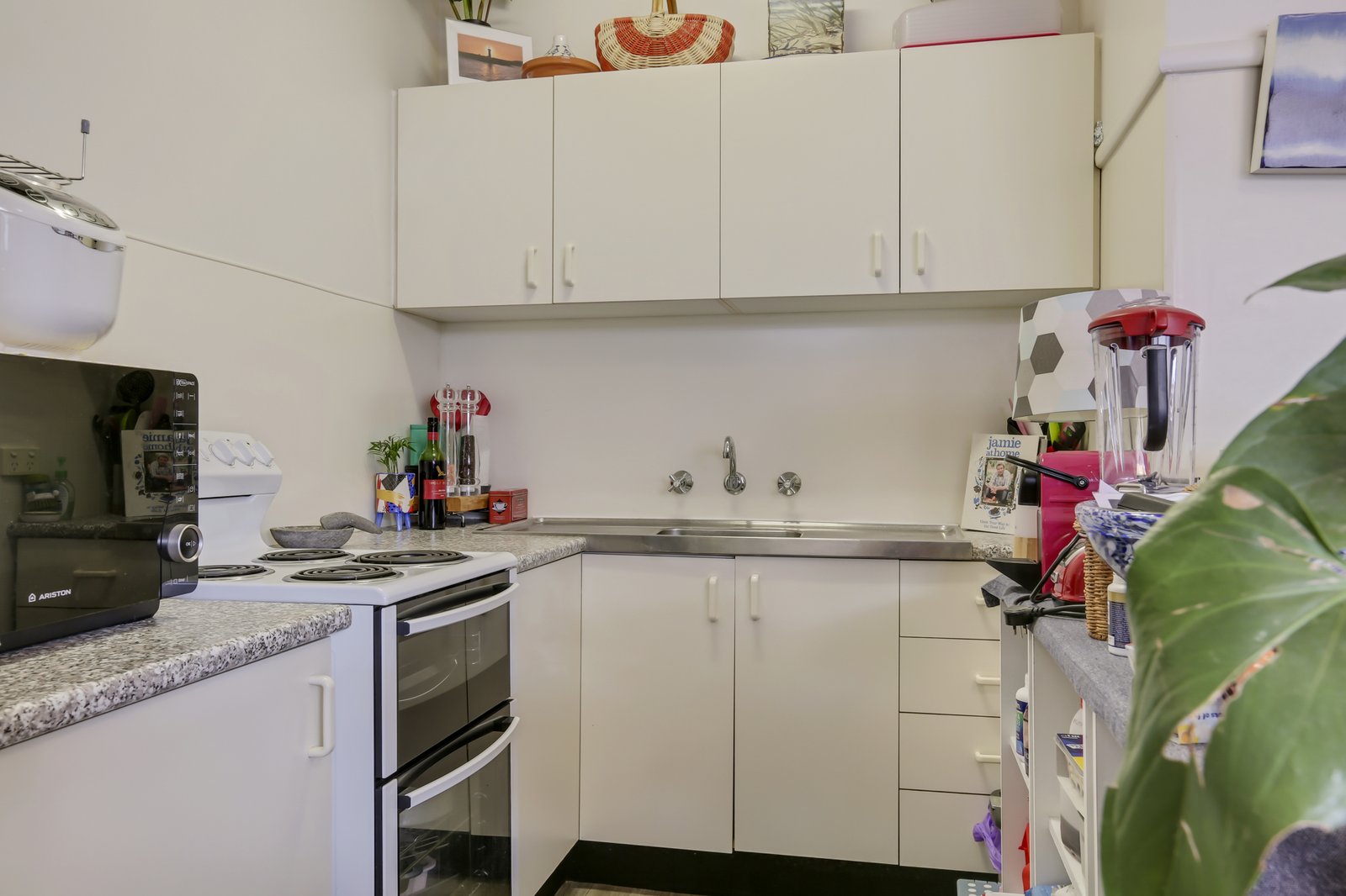 4/647 Princes Highway RUSSELL VALE 3