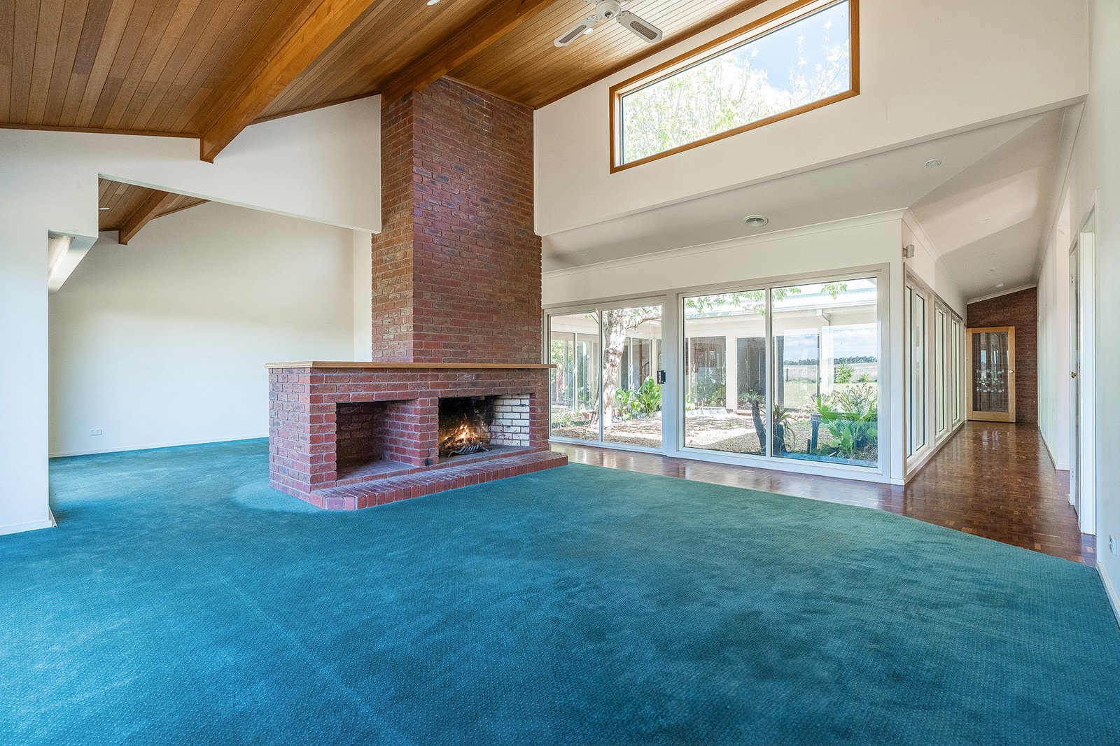 Gallery: 465 Plains Road