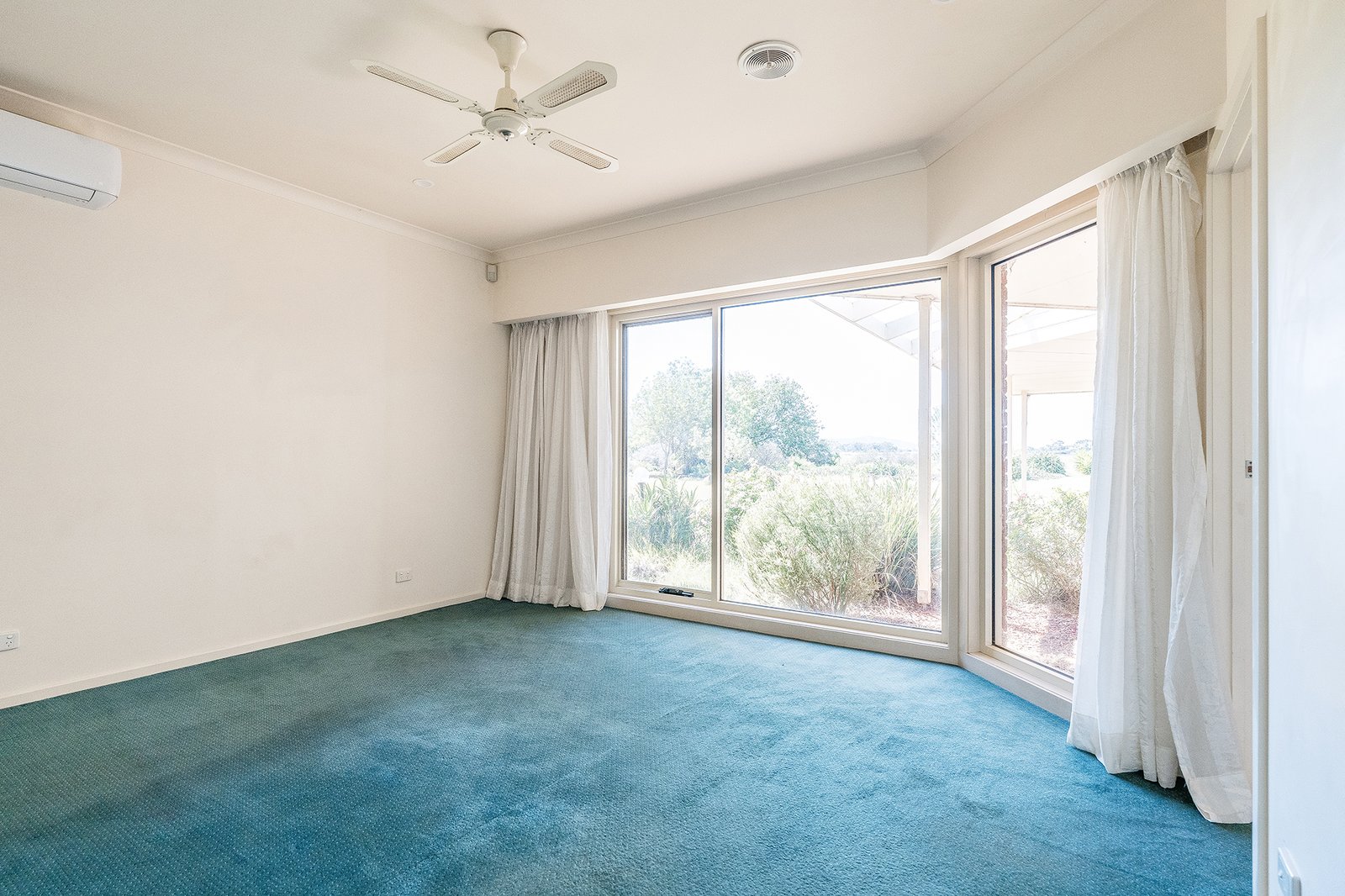 Gallery: 465 Plains Road