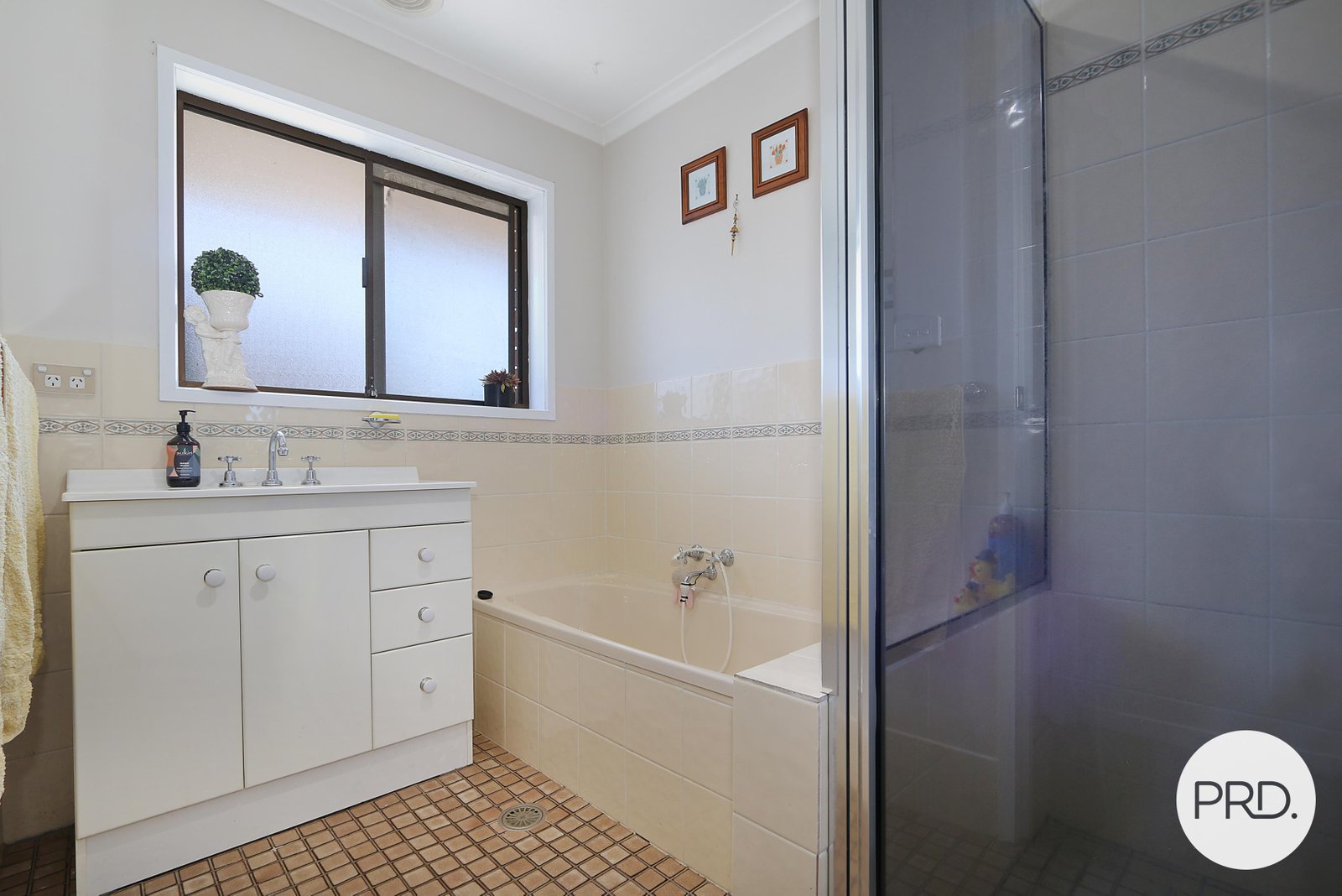 466 Schaefer Street LAVINGTON 12