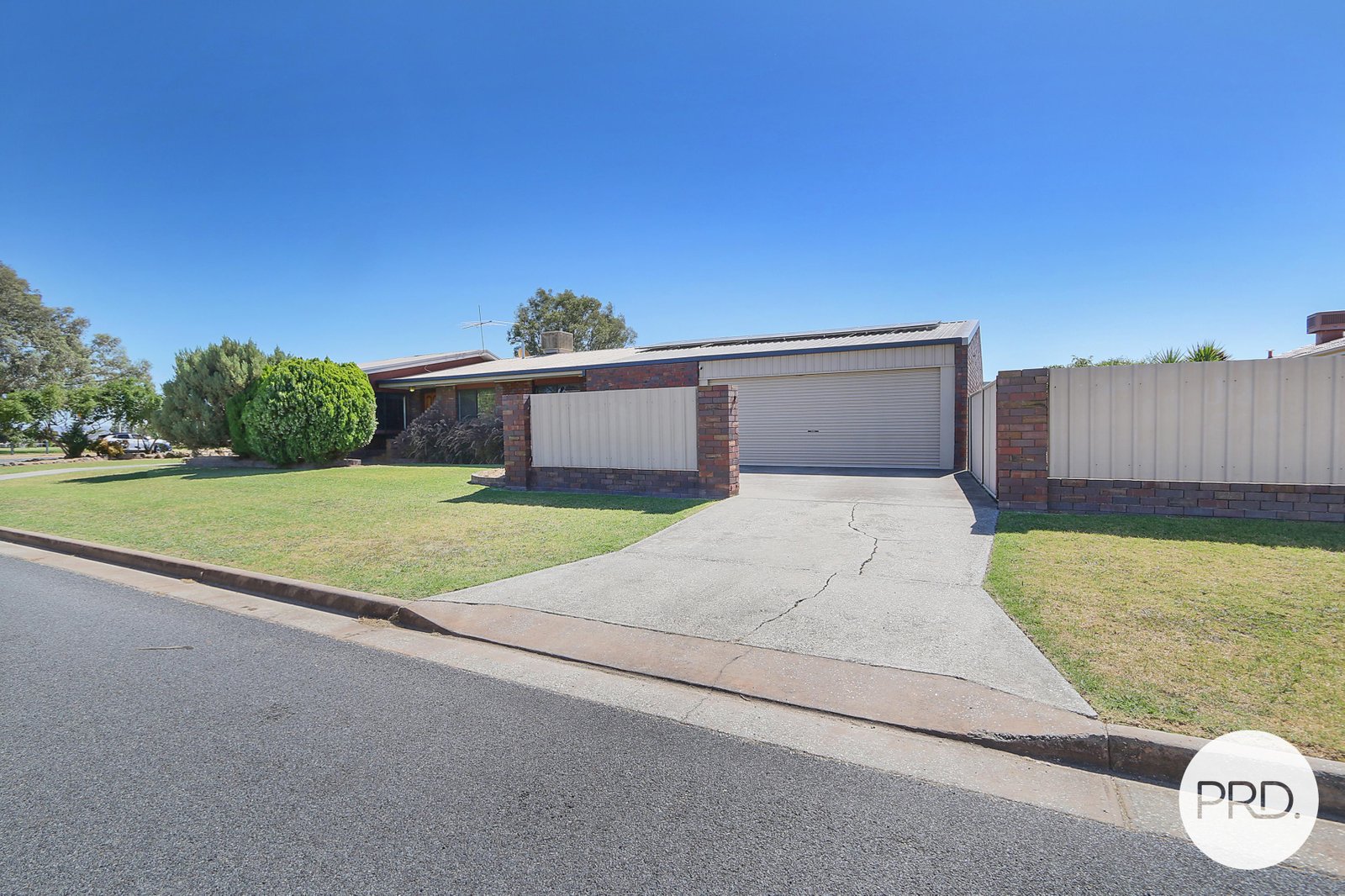 466 Schaefer Street LAVINGTON 18