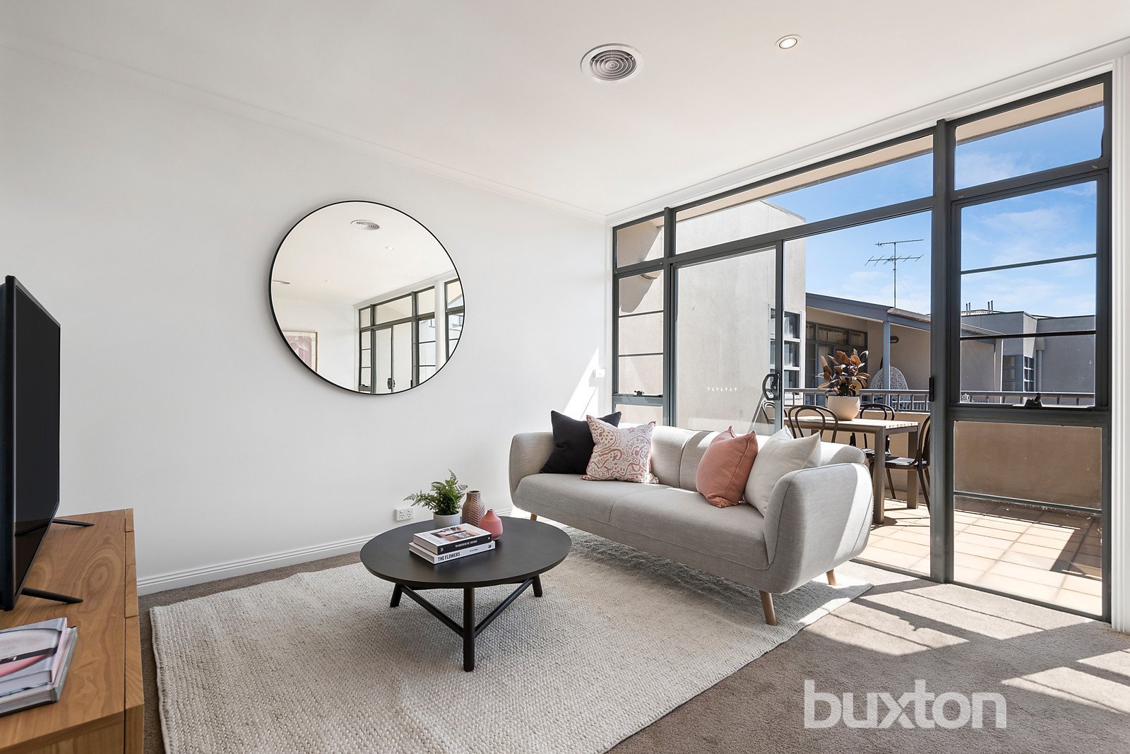 Gallery: 46/62 Wellington Street