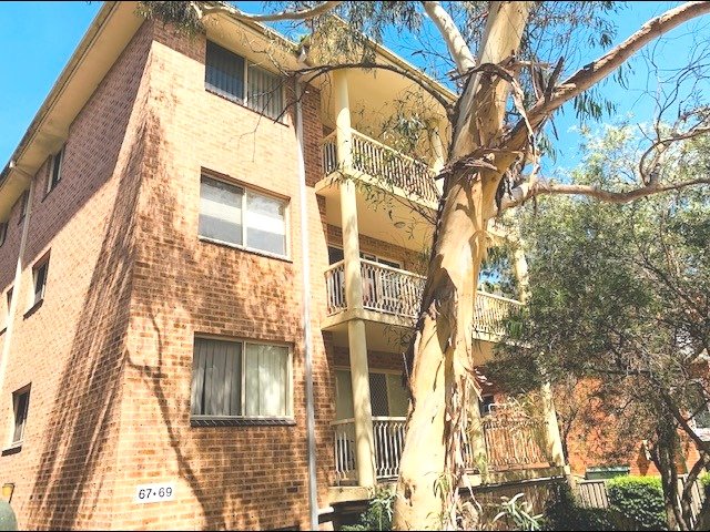 4/67 Dora Street HURSTVILLE 1
