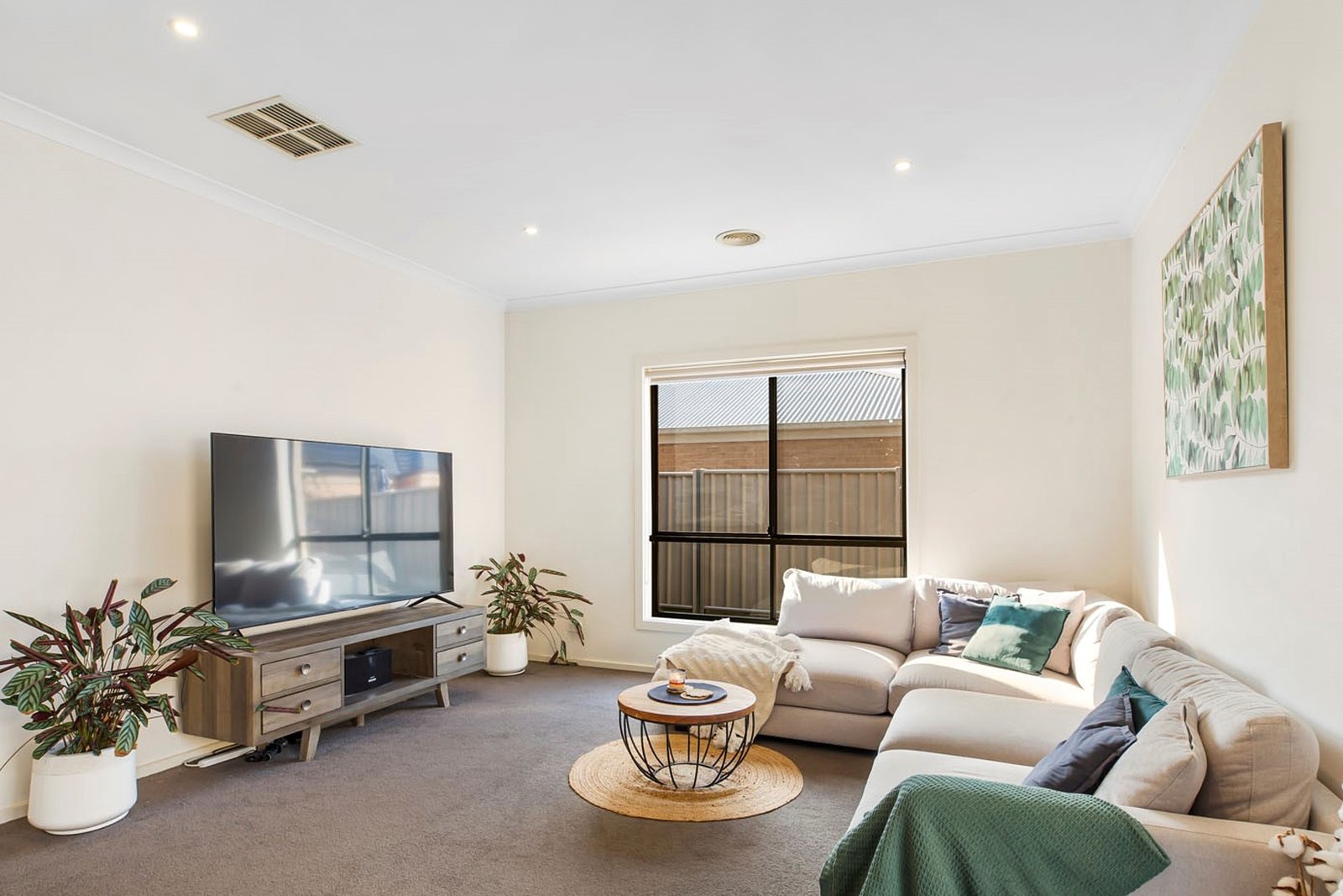 Gallery: 4/67 Osborne St
