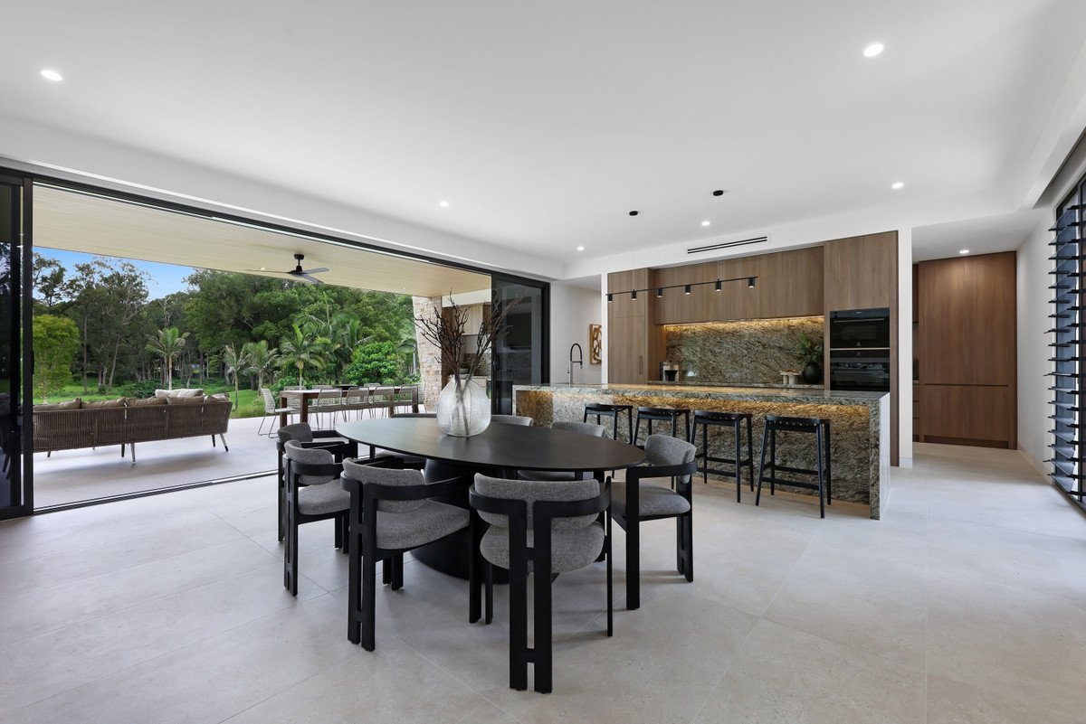 467 Tallebudgera Creek Road Tallebudgera Valley 10