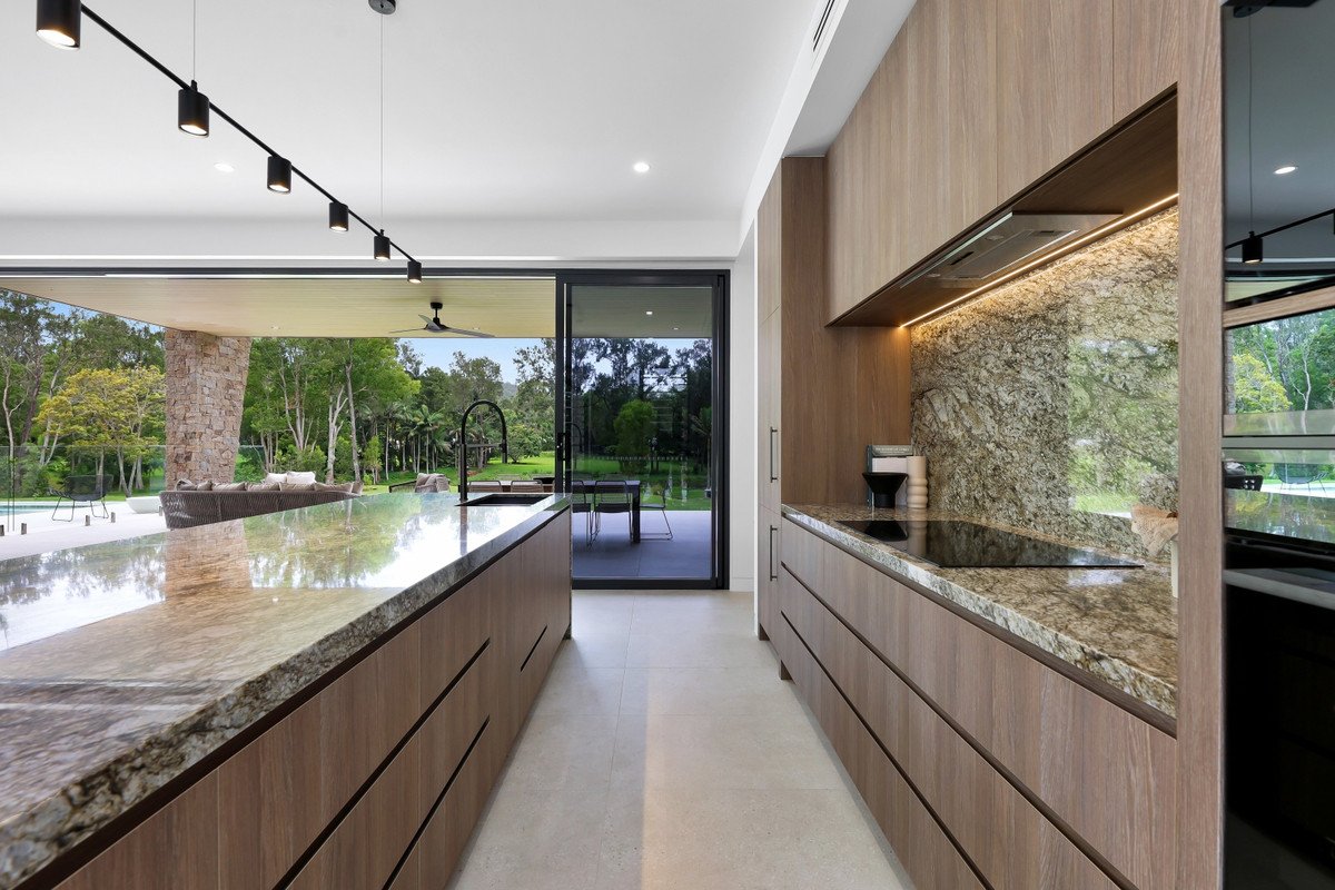 467 Tallebudgera Creek Road Tallebudgera Valley 12