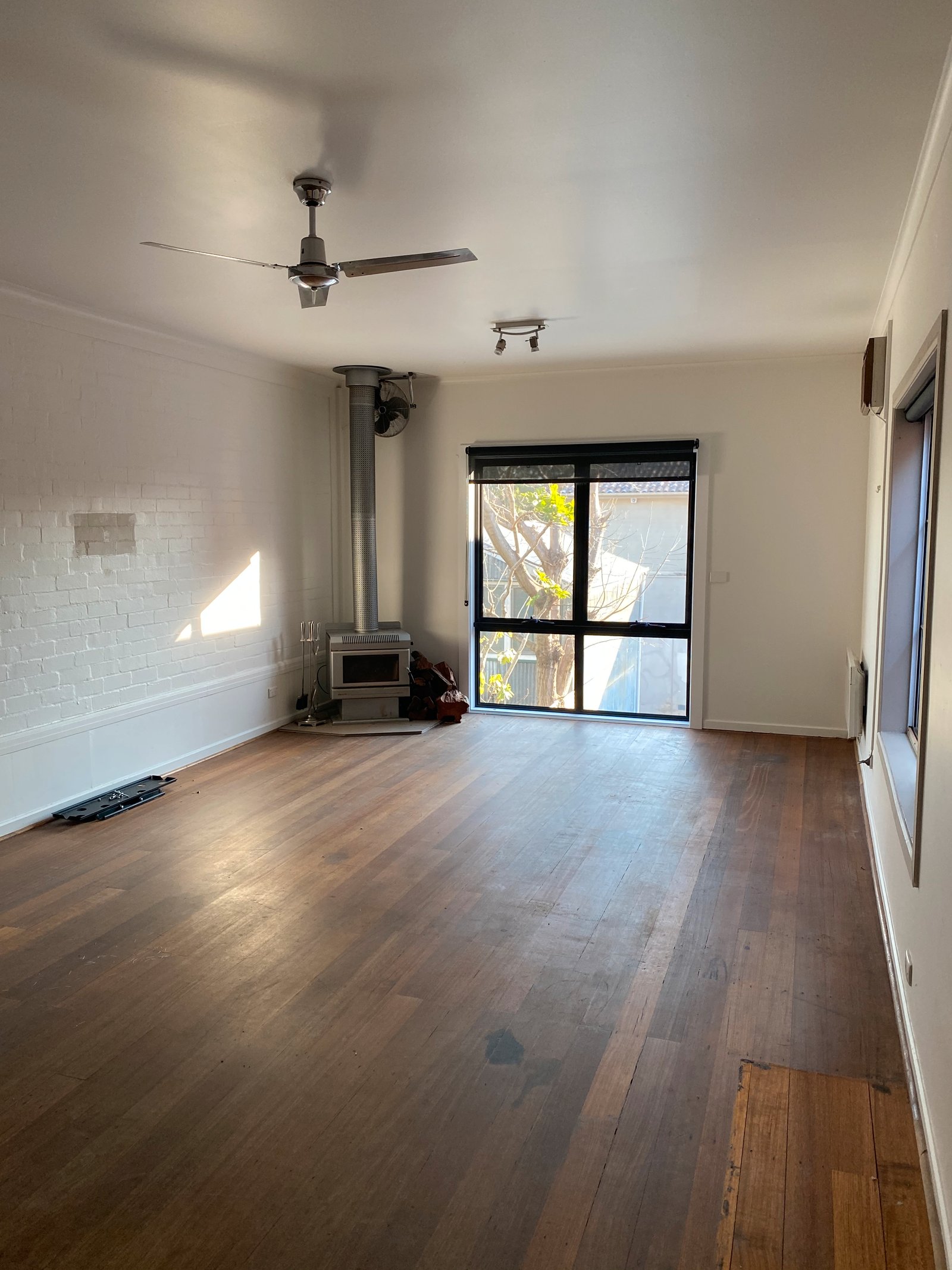 Gallery: 467A Hampton Street