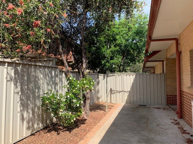 4/68 Castlereagh Street PENRITH 9