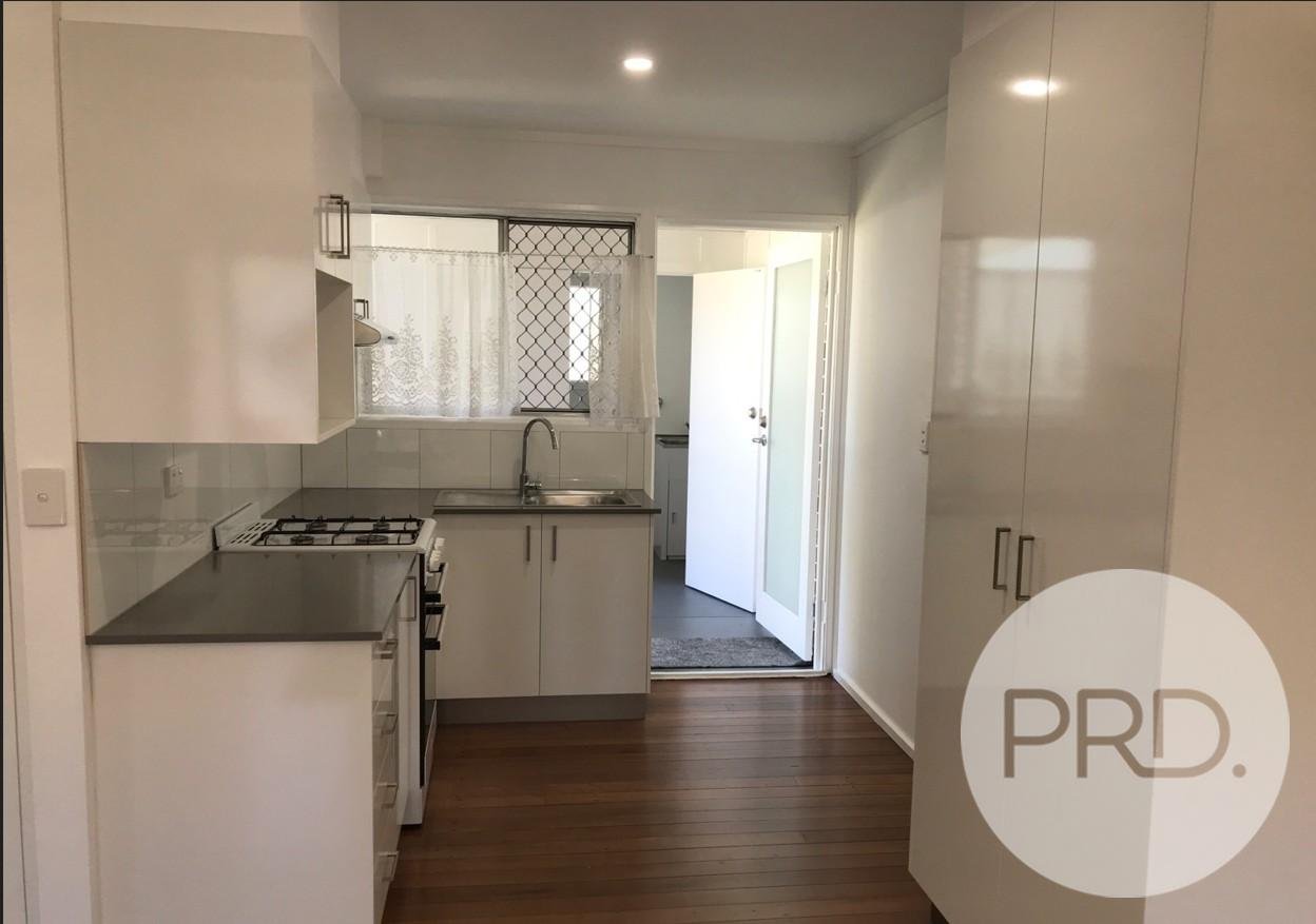 4/68 Jenner Street NUNDAH 4