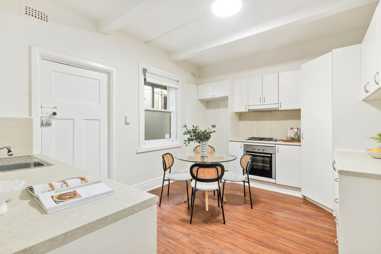 Gallery: 4/68 Westbury Street