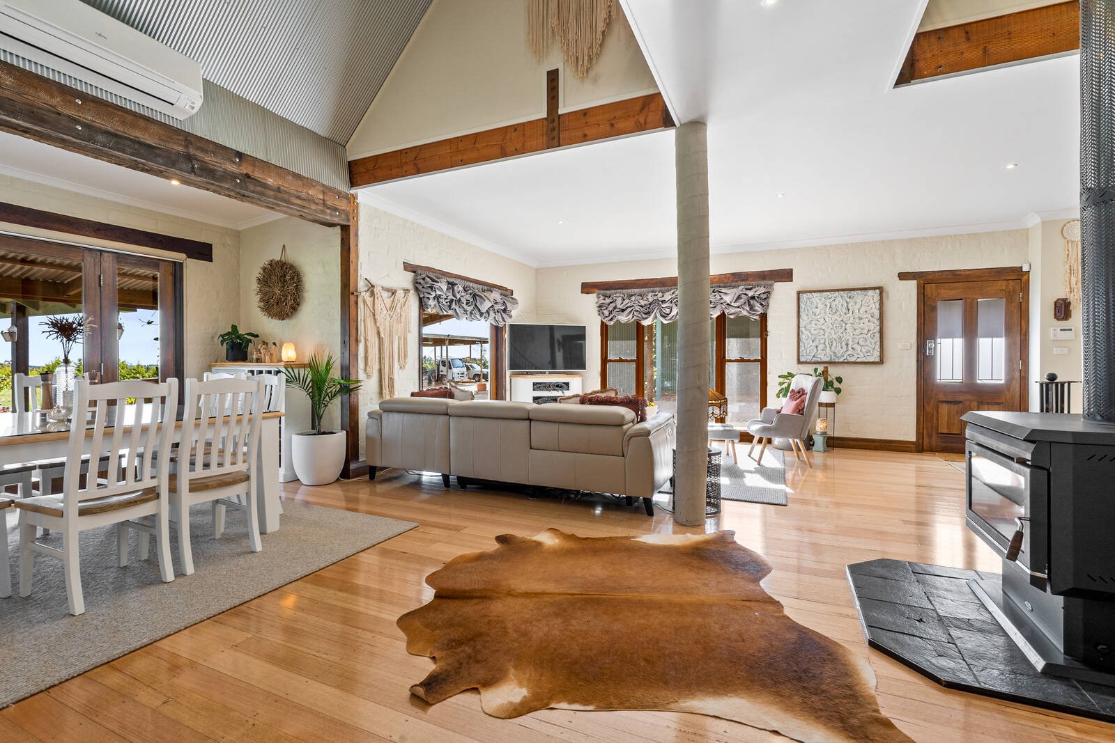 Real Estate and Property in 469 Couangalt Road, Gisborne South, VIC