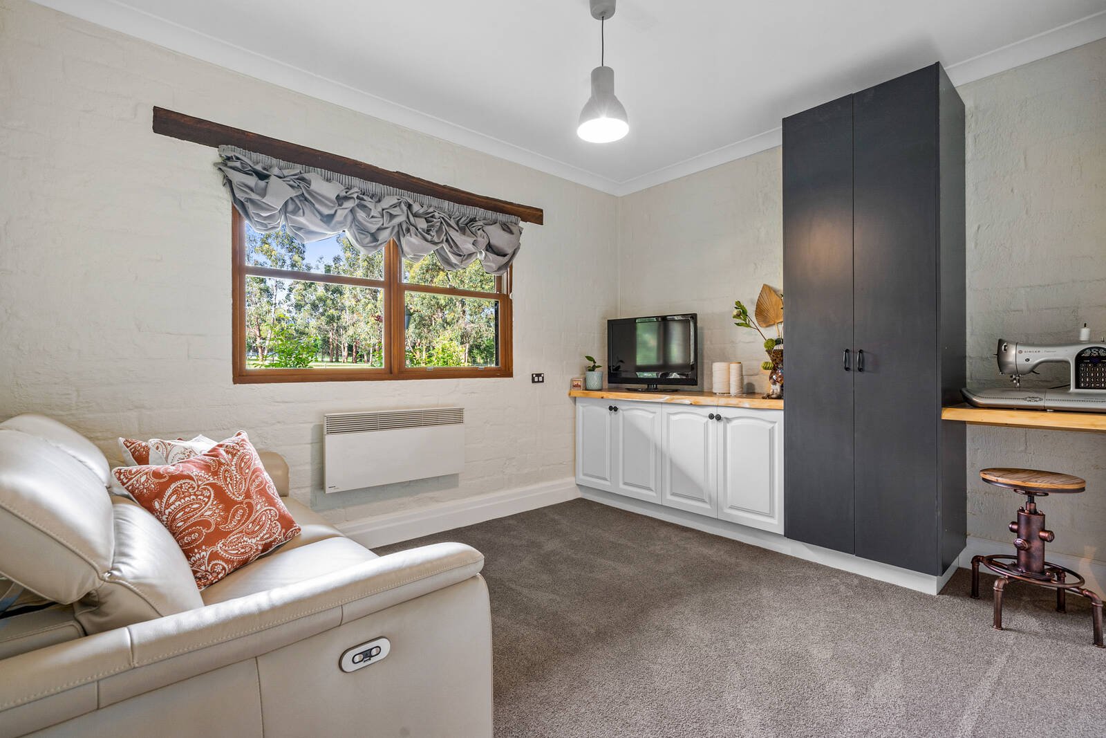 Real Estate and Property in 469 Couangalt Road, Gisborne South, VIC