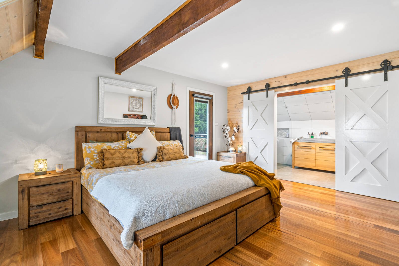 Real Estate and Property in 469 Couangalt Road, Gisborne South, VIC