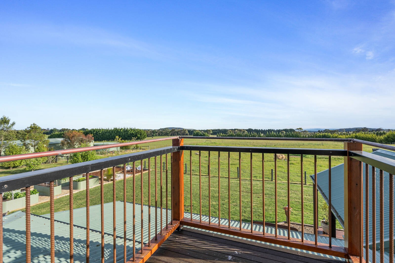 Real Estate and Property in 469 Couangalt Road, Gisborne South, VIC