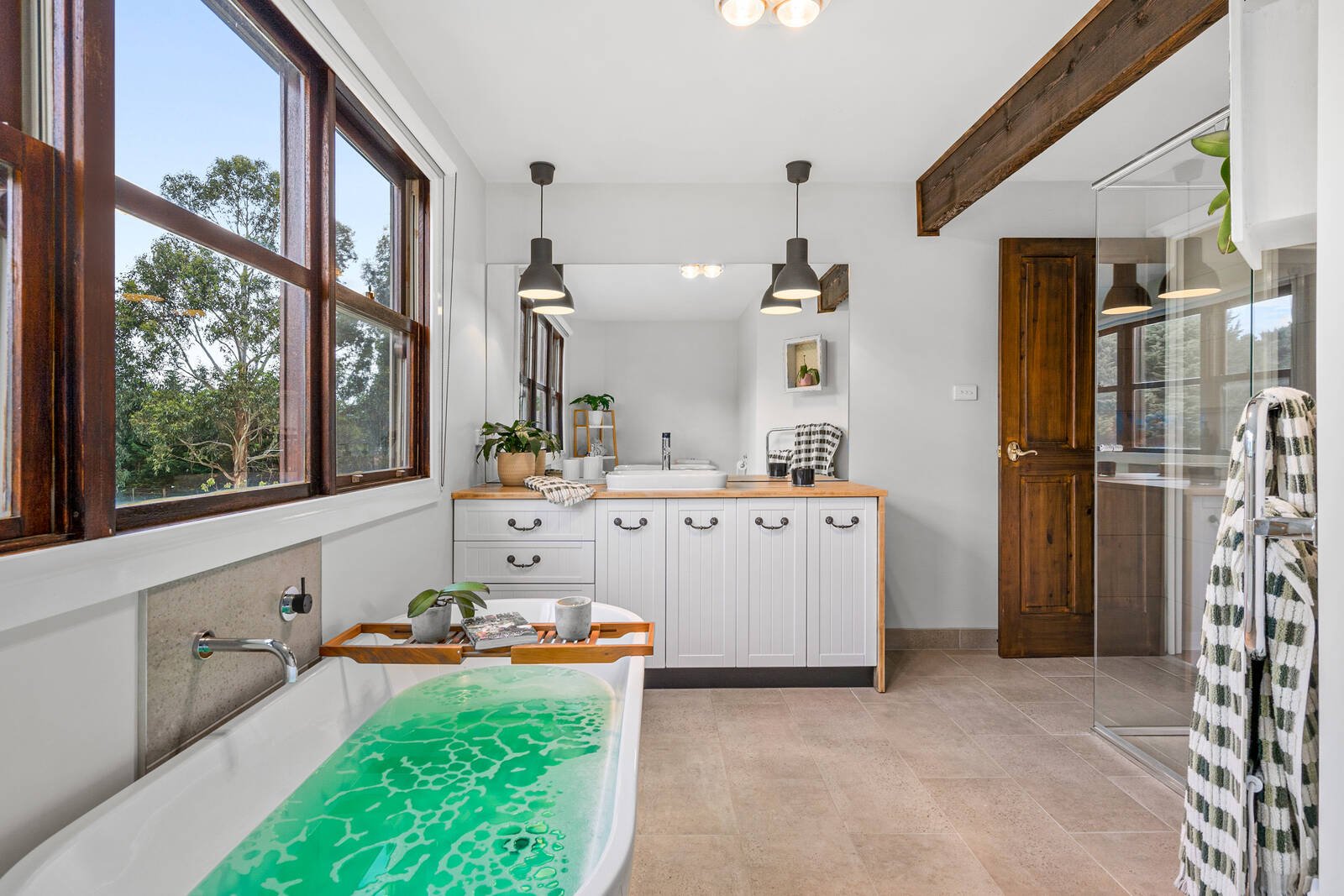 Real Estate and Property in 469 Couangalt Road, Gisborne South, VIC