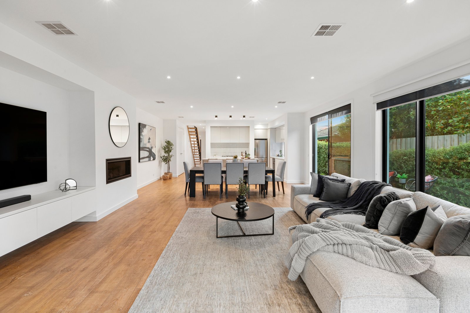 Gallery: 46B Donald Street